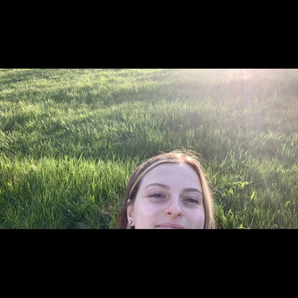 Meet your Posher, Victoria - Picture 1 of 1